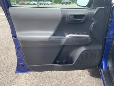 2022 Toyota Tacoma SR5 V6