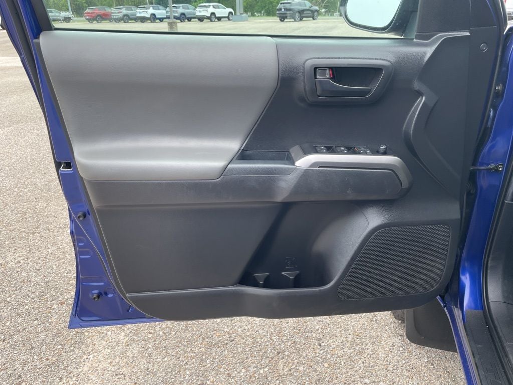 2022 Toyota Tacoma SR5 V6
