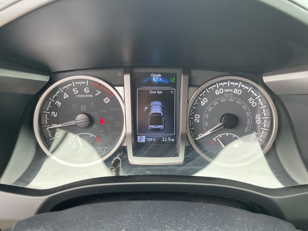 2022 Toyota Tacoma SR5 V6