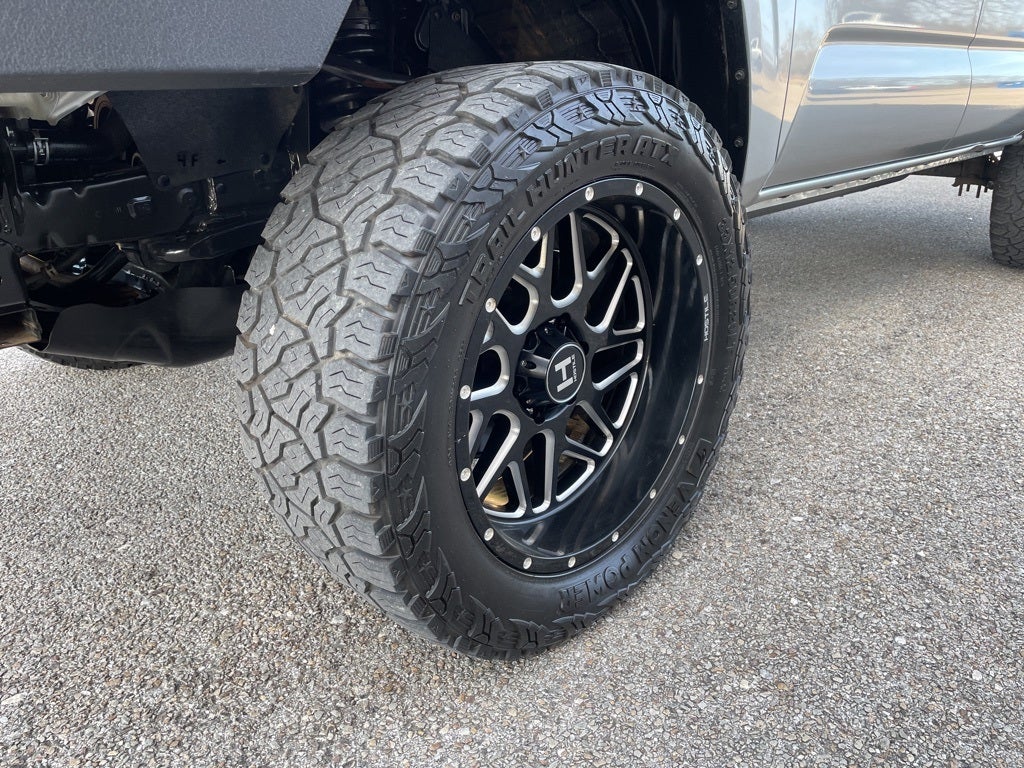 2023 Toyota Tacoma SR V6