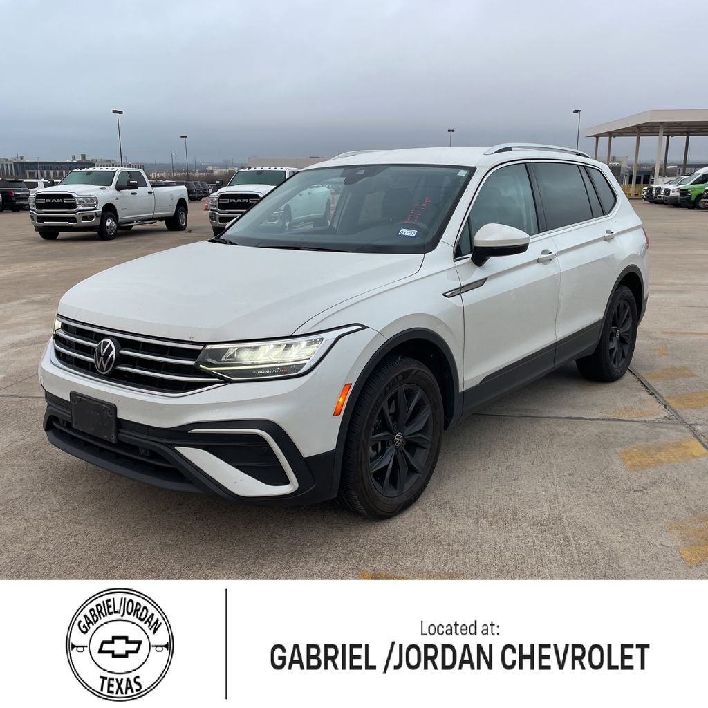 2023 Volkswagen Tiguan 2.0T SE