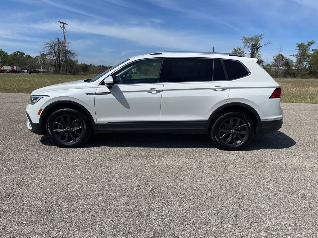 2023 Volkswagen Tiguan 2.0T SE