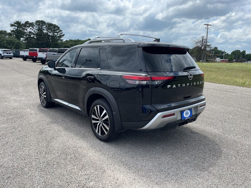 2024 Nissan Pathfinder Platinum
