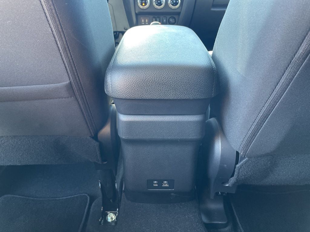 2025 Mitsubishi Outlander Sport 2.0 SE