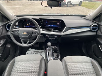 2025 Chevrolet Trax LT