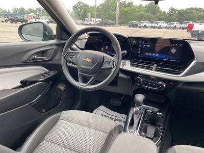 2025 Chevrolet Trax LT