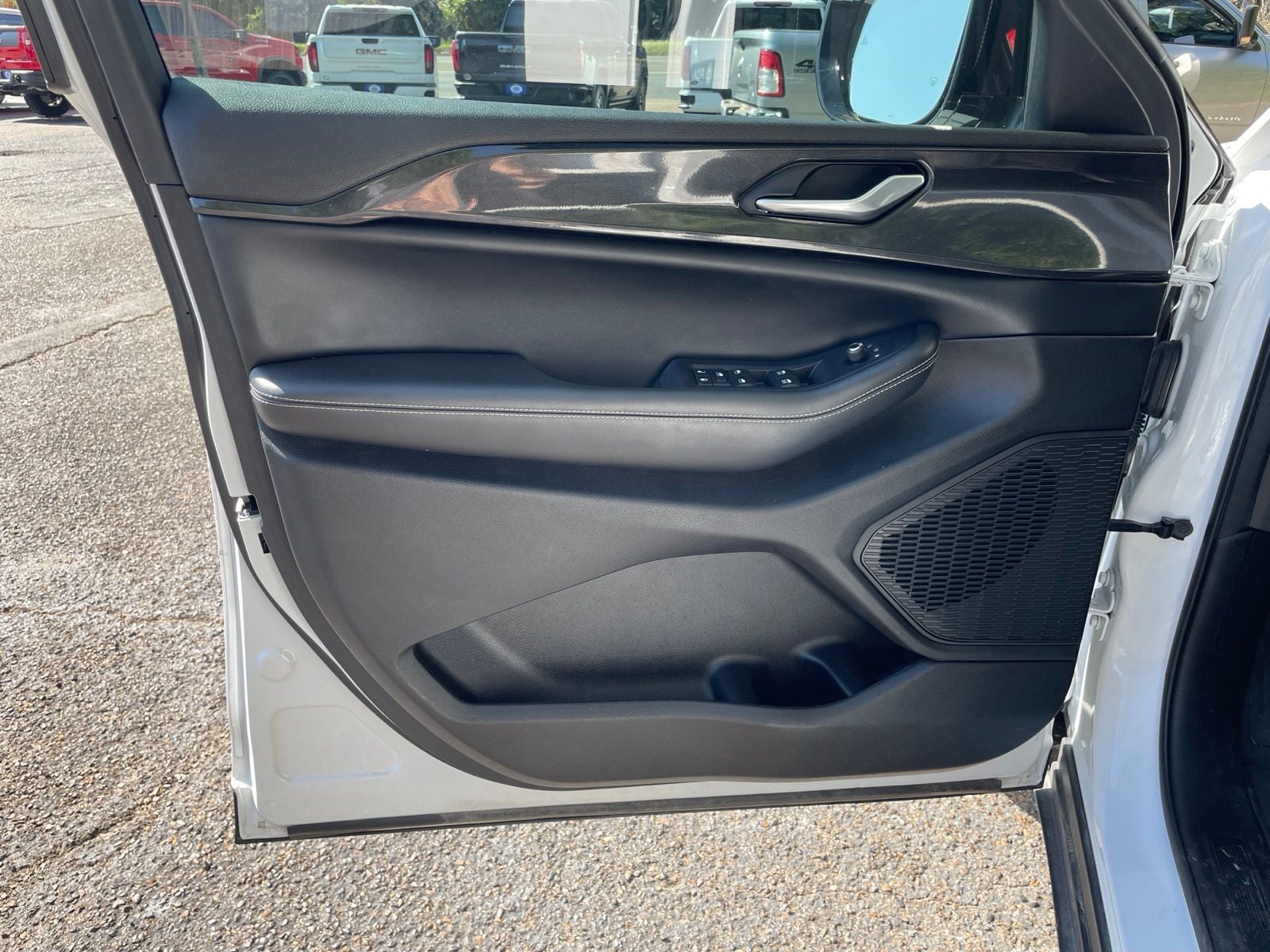 2023 Jeep Grand Cherokee Altitude X