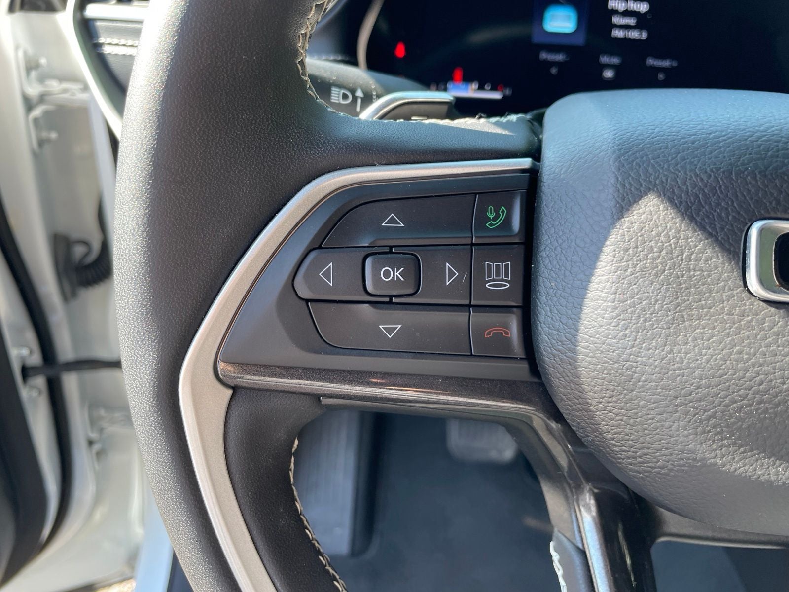 2023 Jeep Grand Cherokee Altitude X