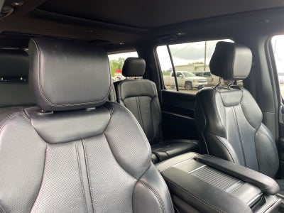 2023 Jeep Wagoneer Base