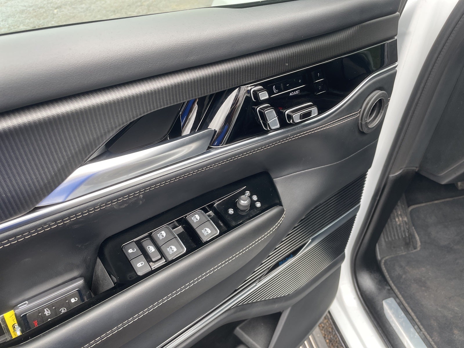 2024 Jeep Grand Wagoneer Series II