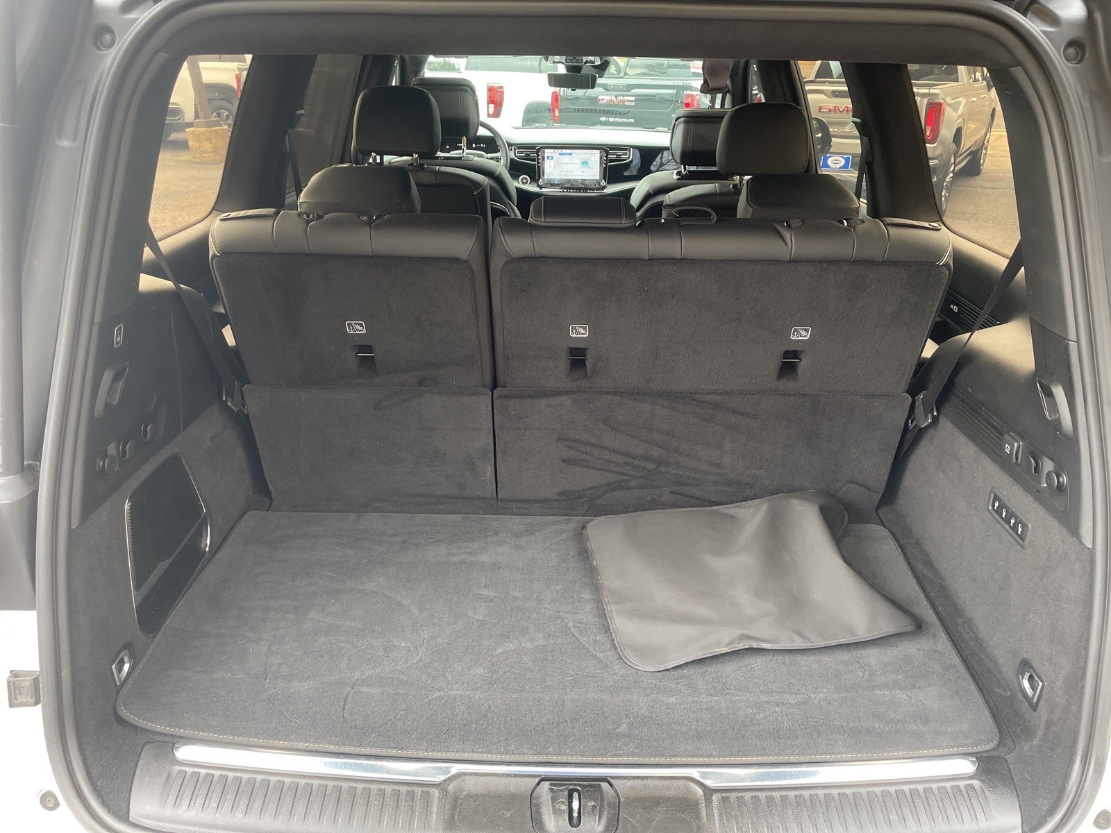 2024 Jeep Grand Wagoneer Series II