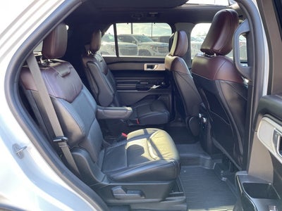 2022 Ford Explorer Platinum