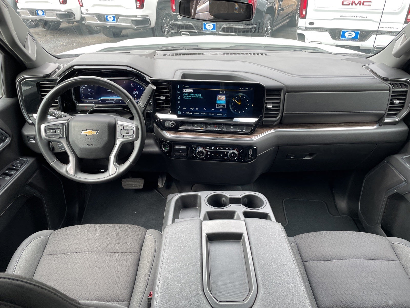 2025 Chevrolet Silverado 1500 LT LT1