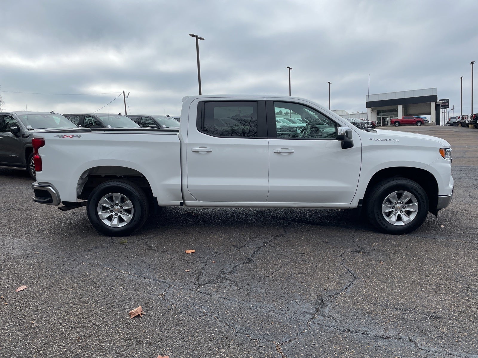 2025 Chevrolet Silverado 1500 LT LT1