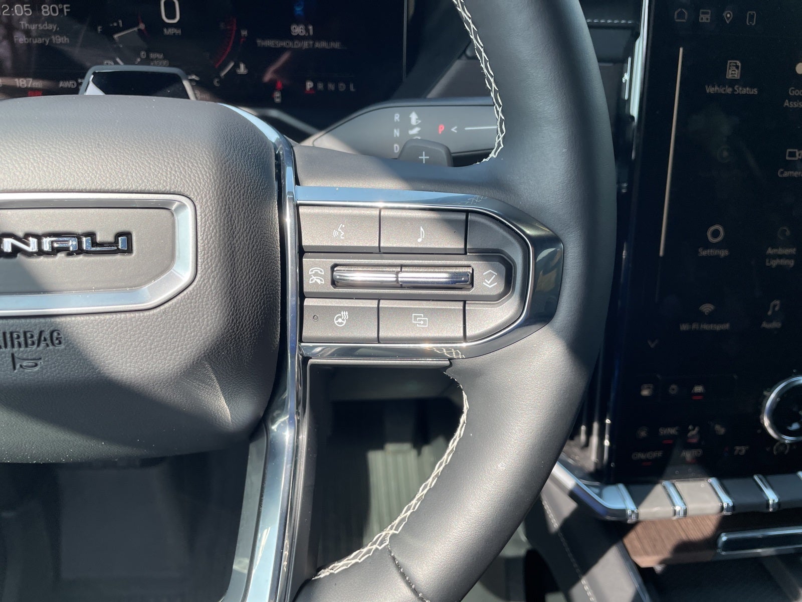 2024 GMC Acadia Denali