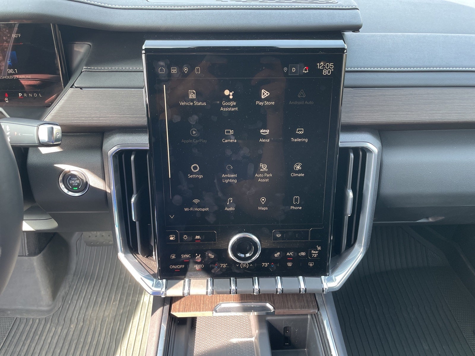 2024 GMC Acadia Denali