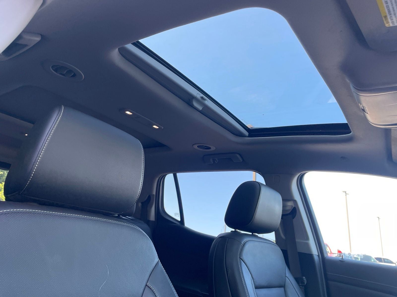 2021 GMC Acadia SLT