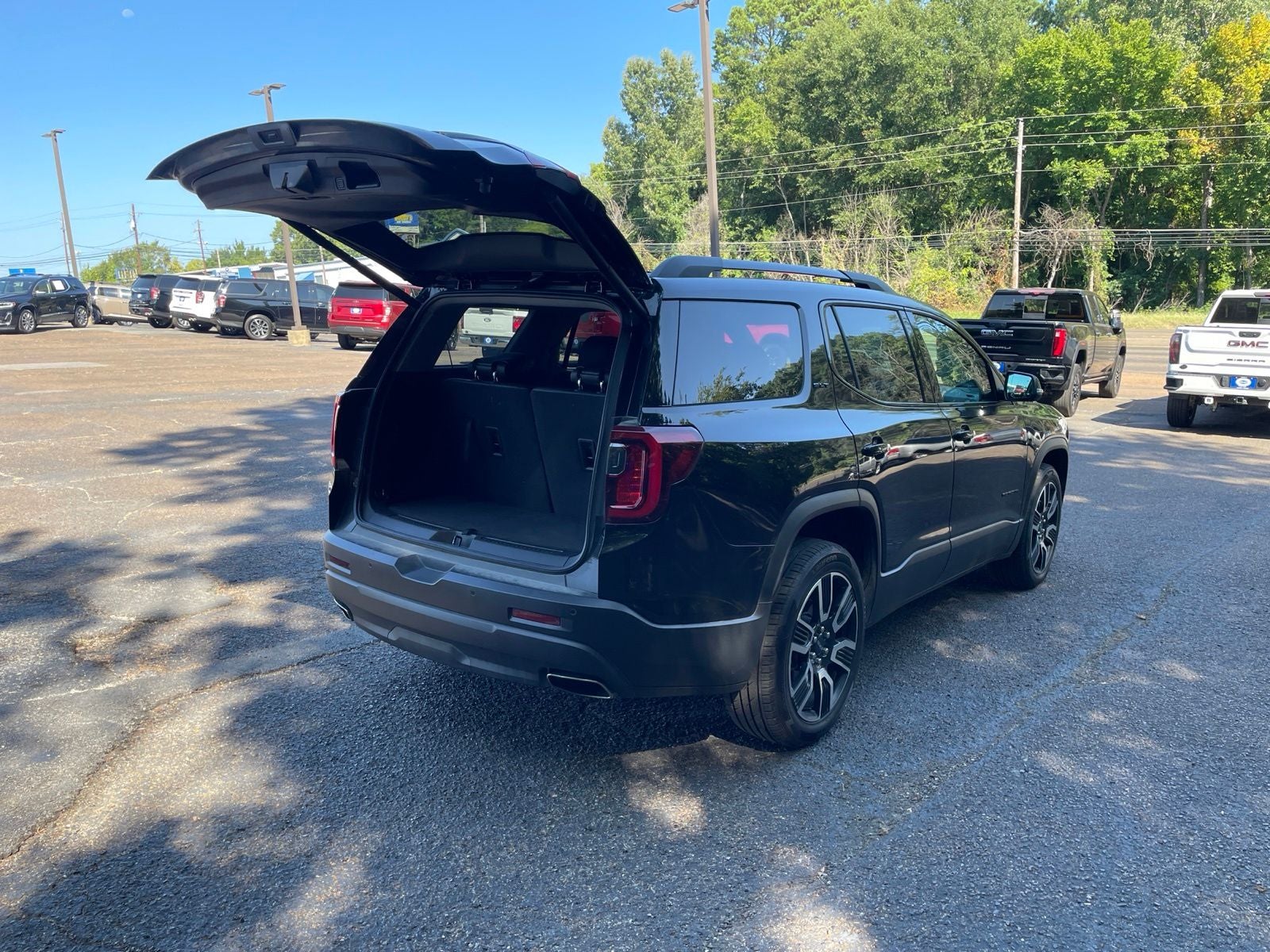 2021 GMC Acadia SLT