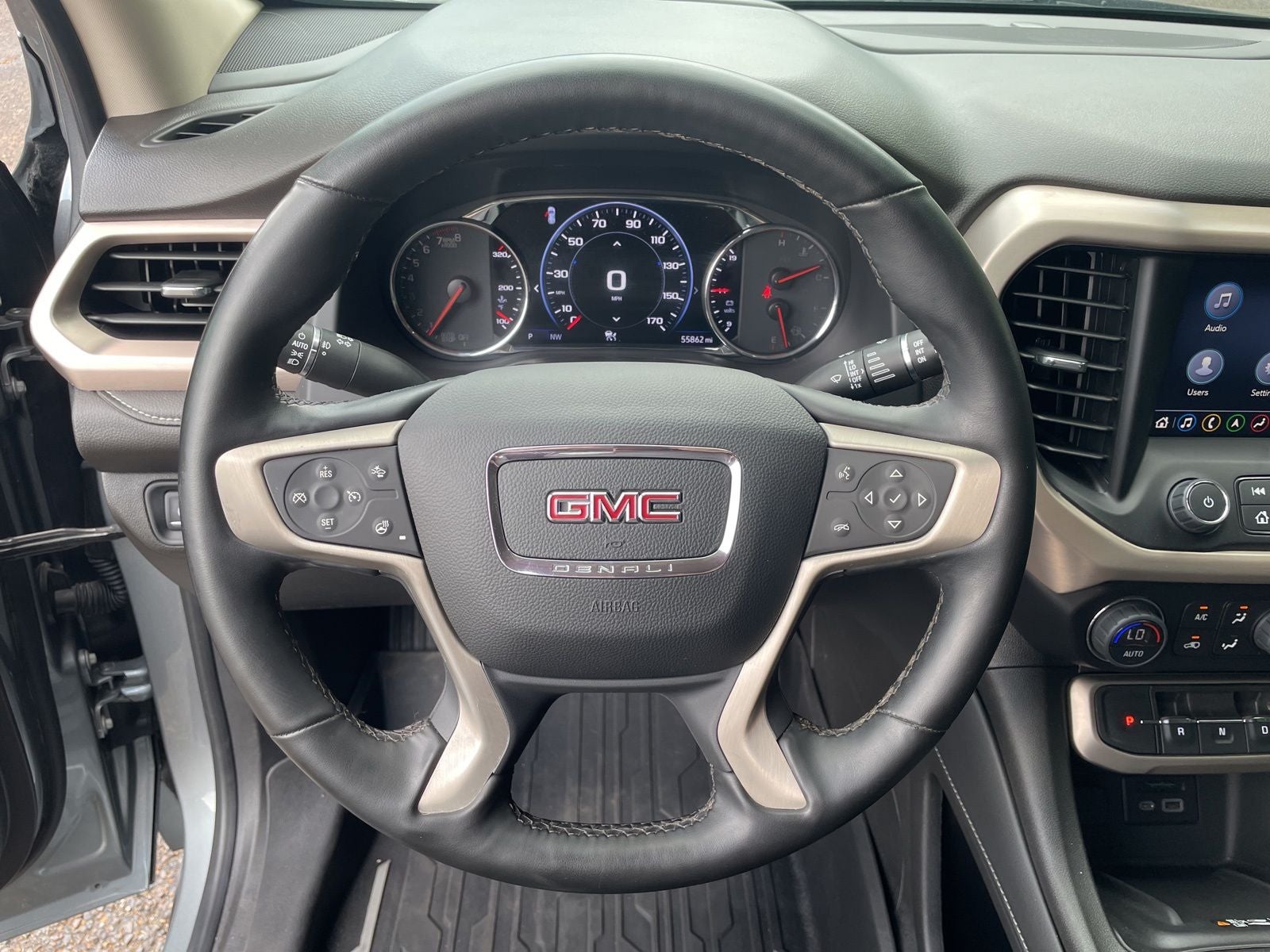 2023 GMC Acadia Denali