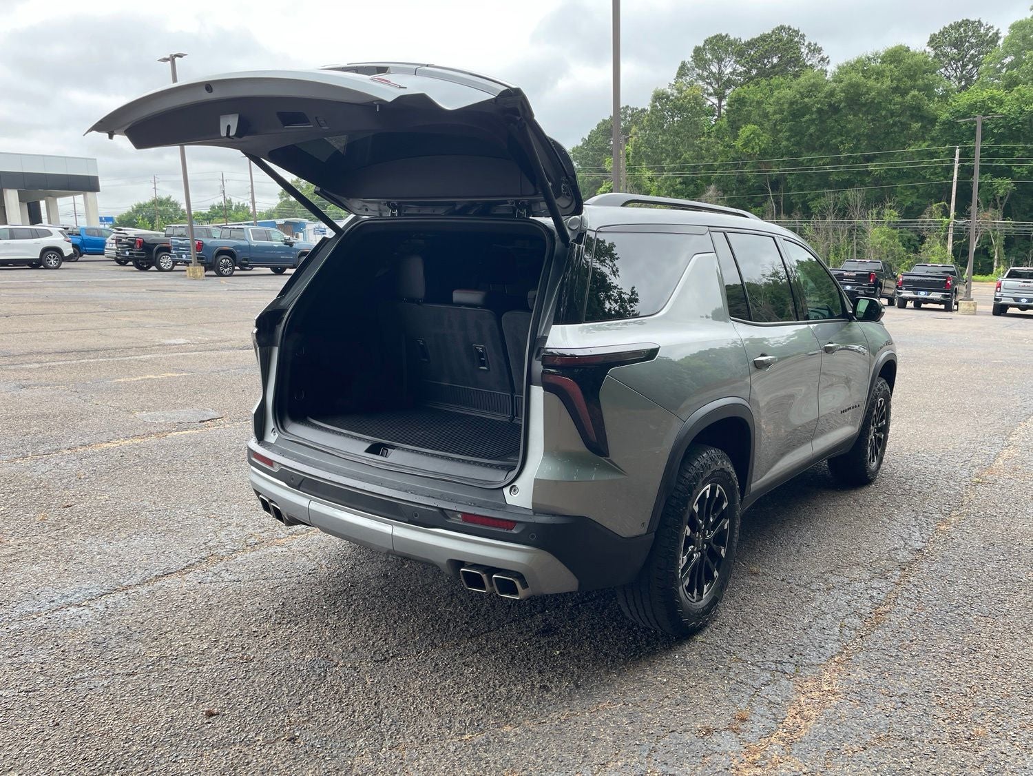 2024 Chevrolet Traverse Z71