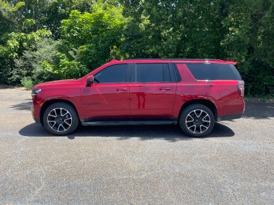 2023 Chevrolet Suburban RST