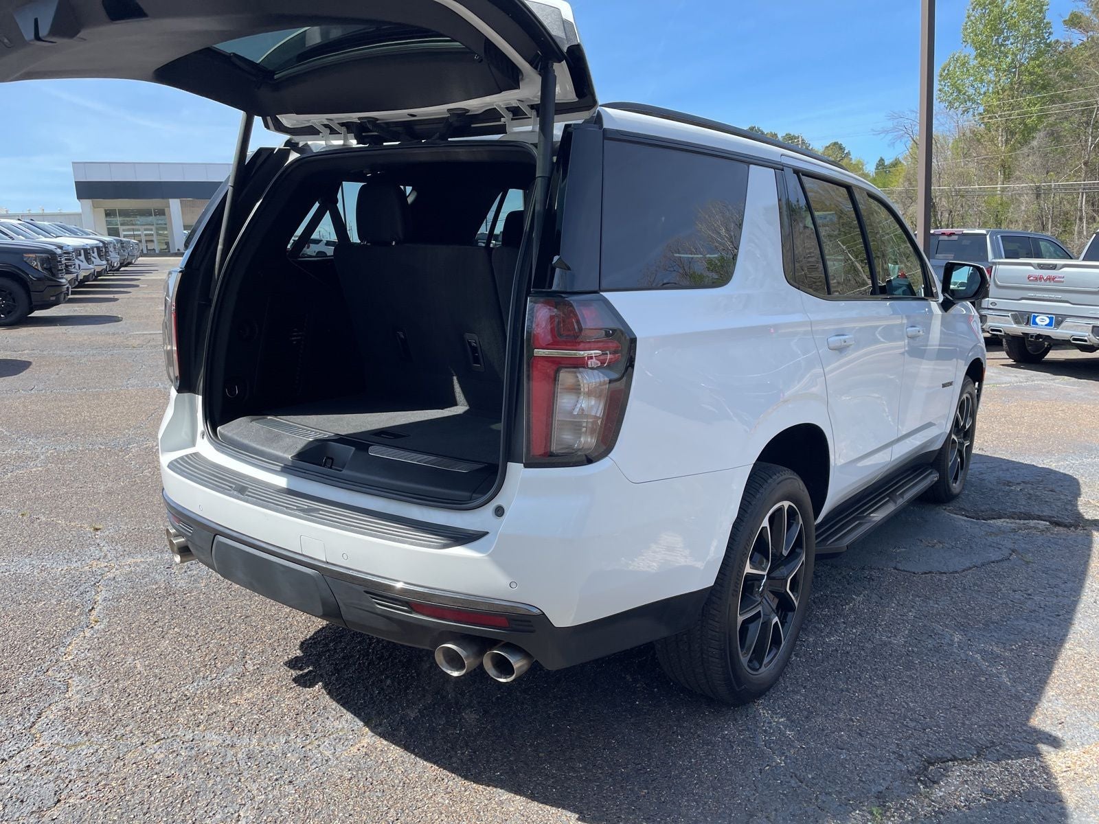 2022 Chevrolet Tahoe RST