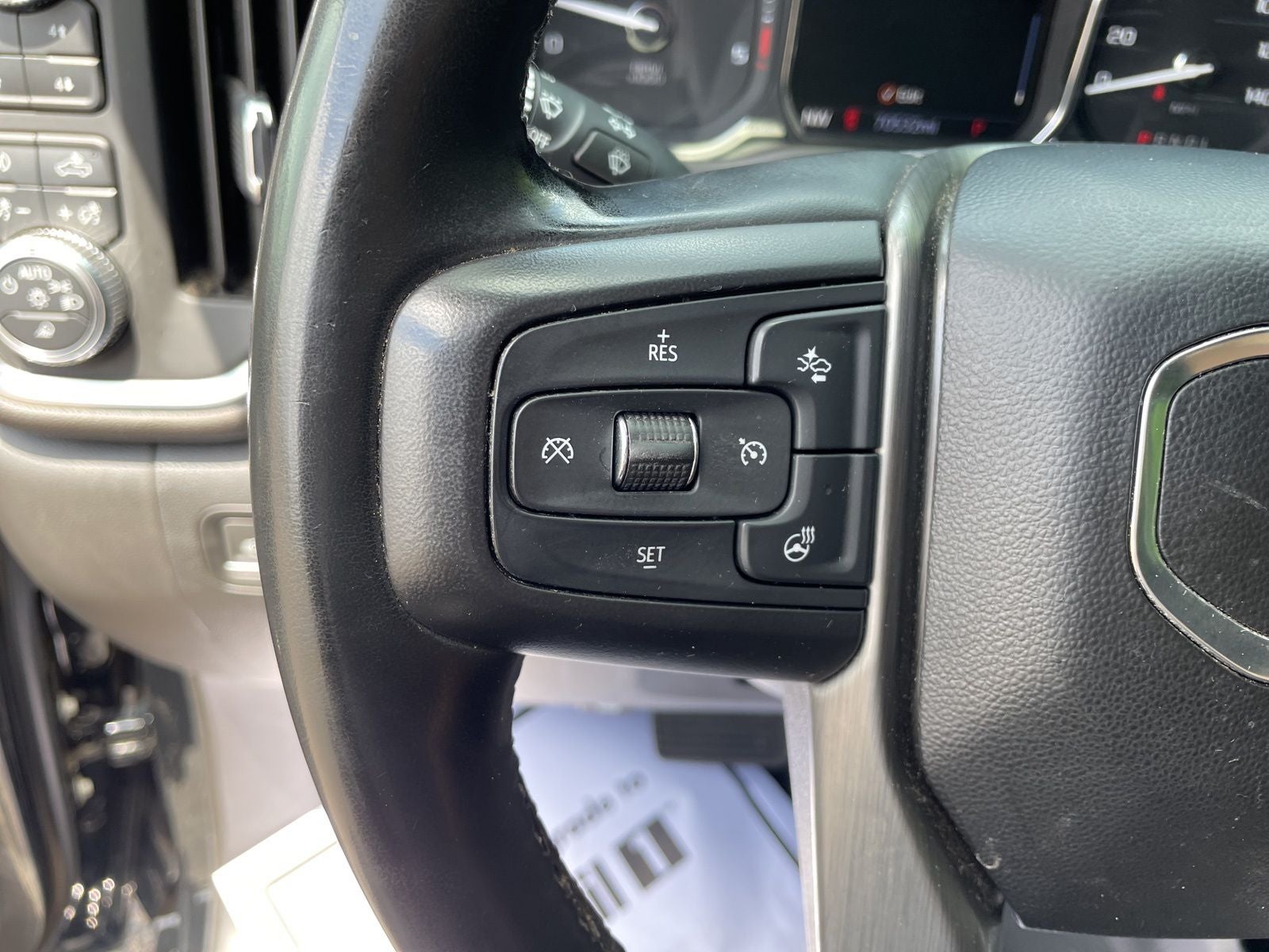 2023 GMC Sierra 2500HD Denali