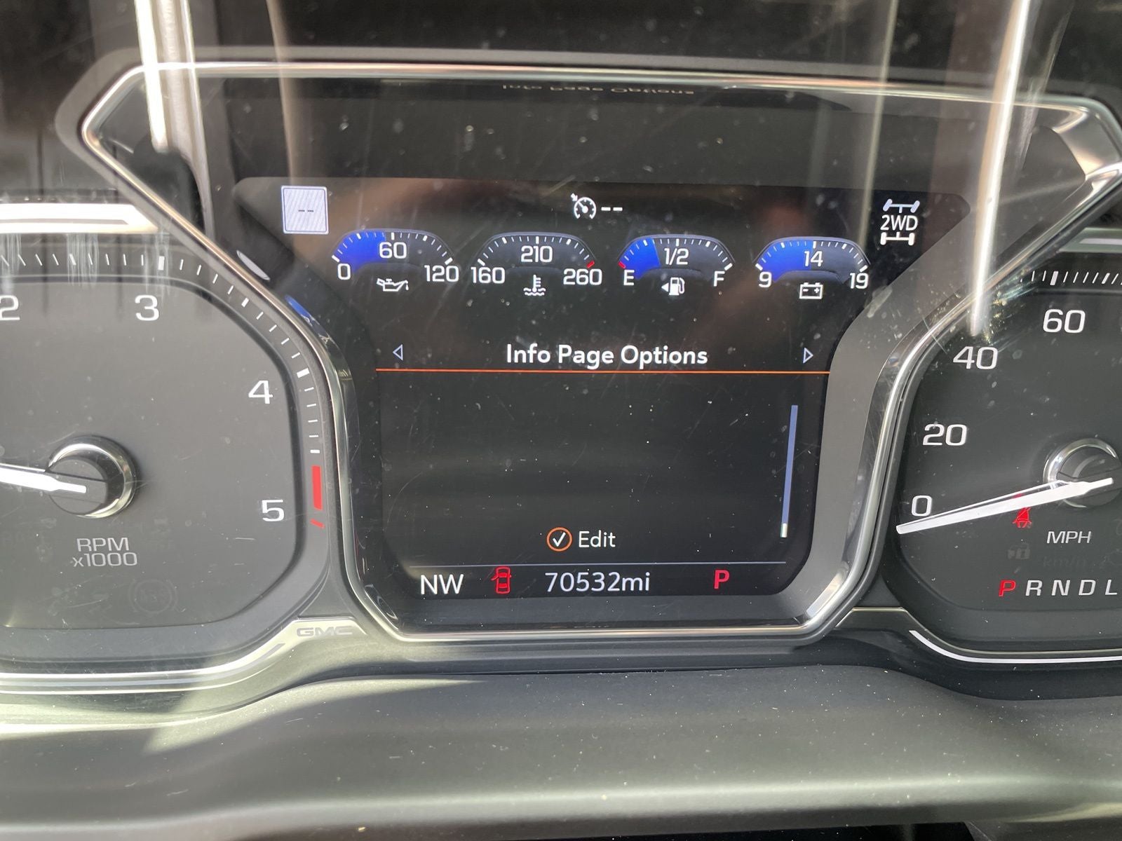 2023 GMC Sierra 2500HD Denali