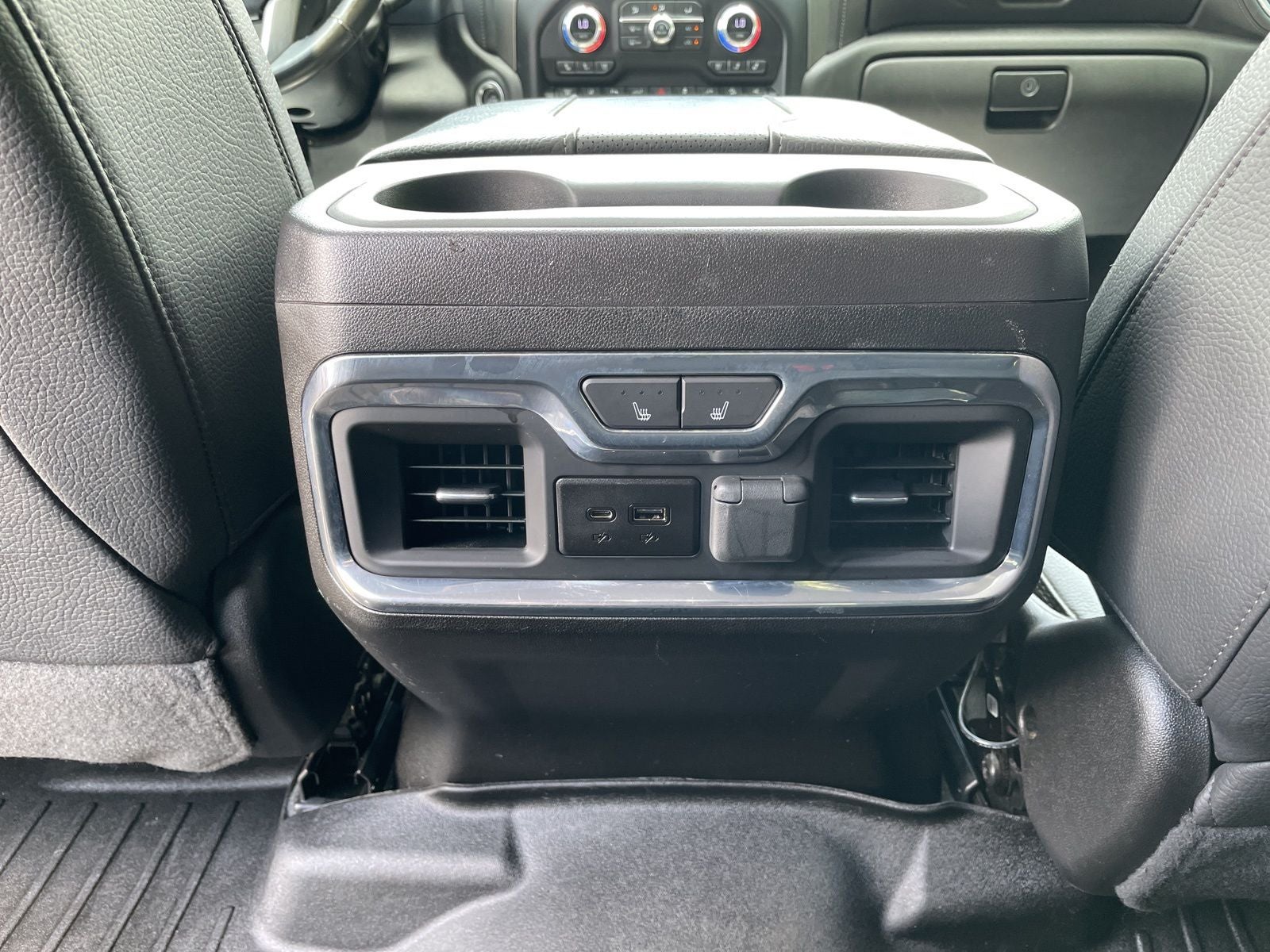 2023 GMC Sierra 2500HD Denali