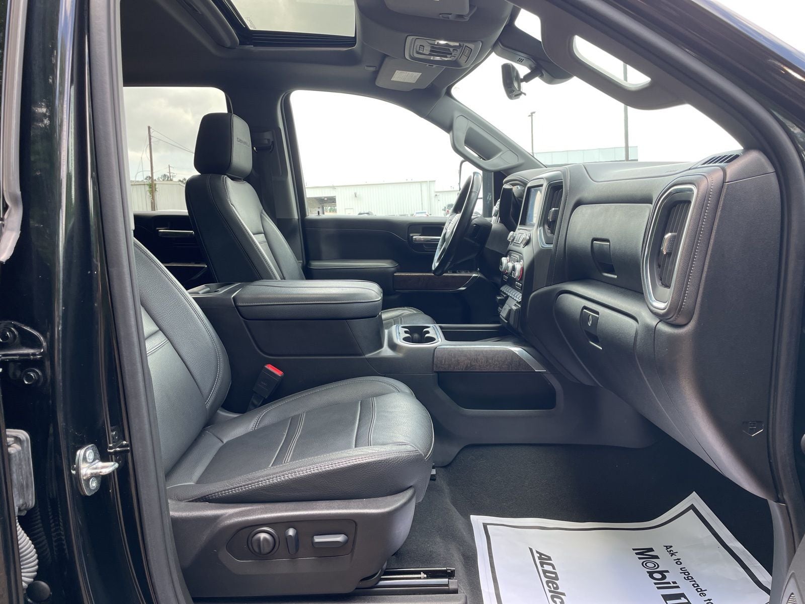 2023 GMC Sierra 2500HD Denali