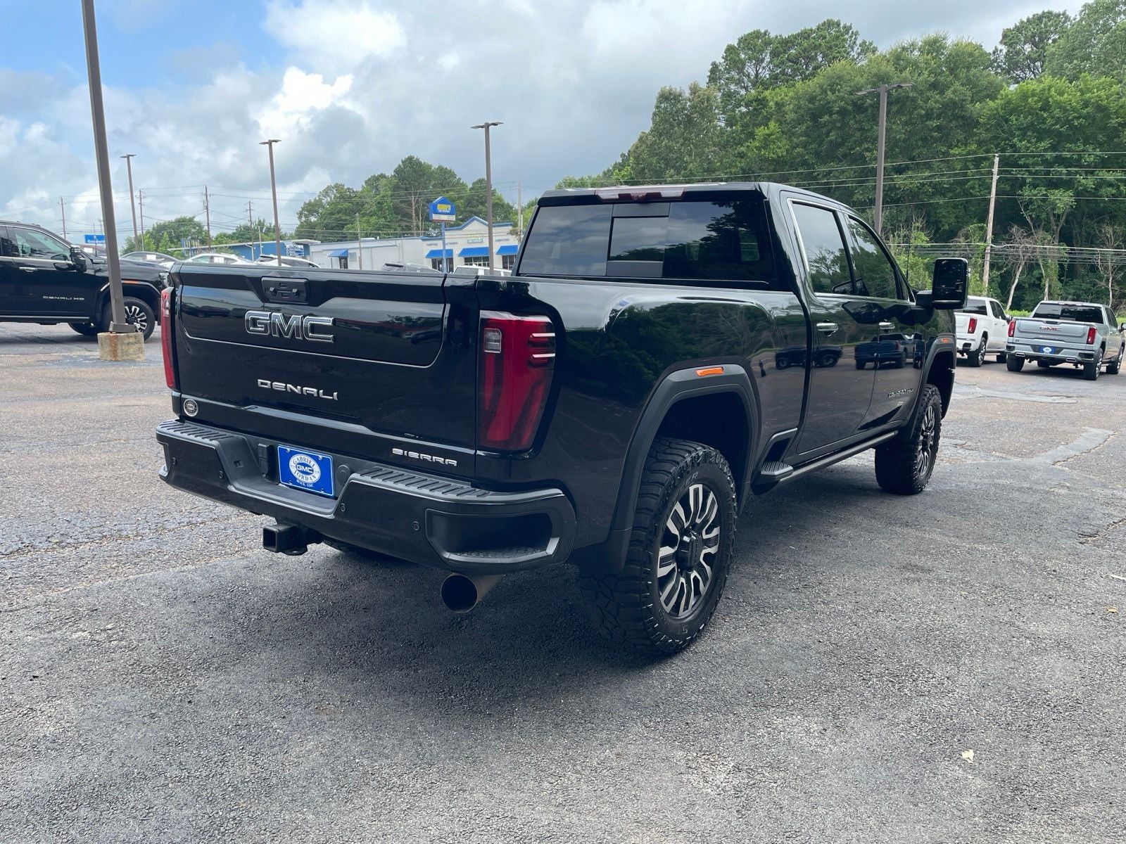 2024 GMC Sierra 2500HD Denali Ultimate