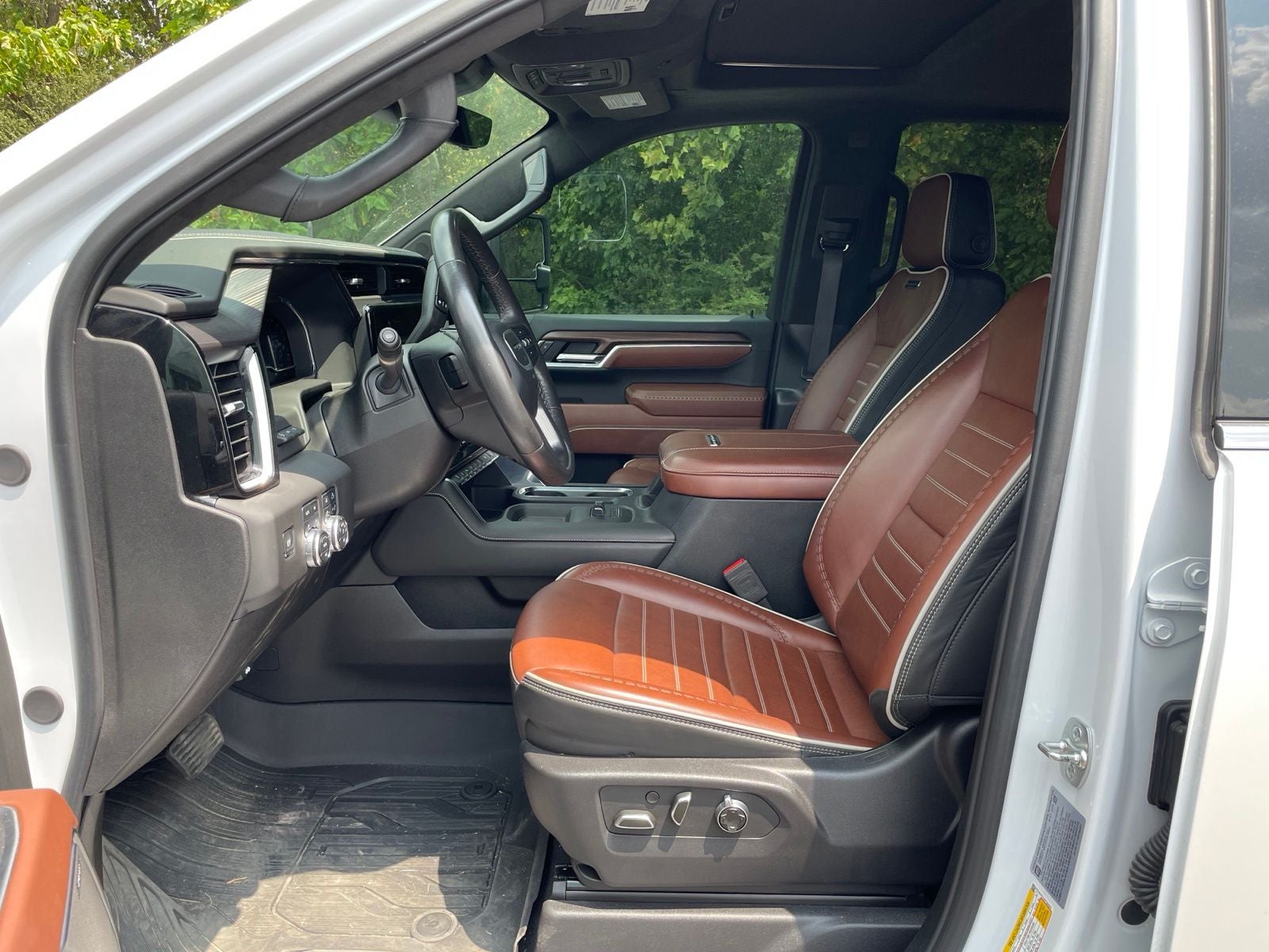 2025 GMC Sierra 3500HD Denali Ultimate