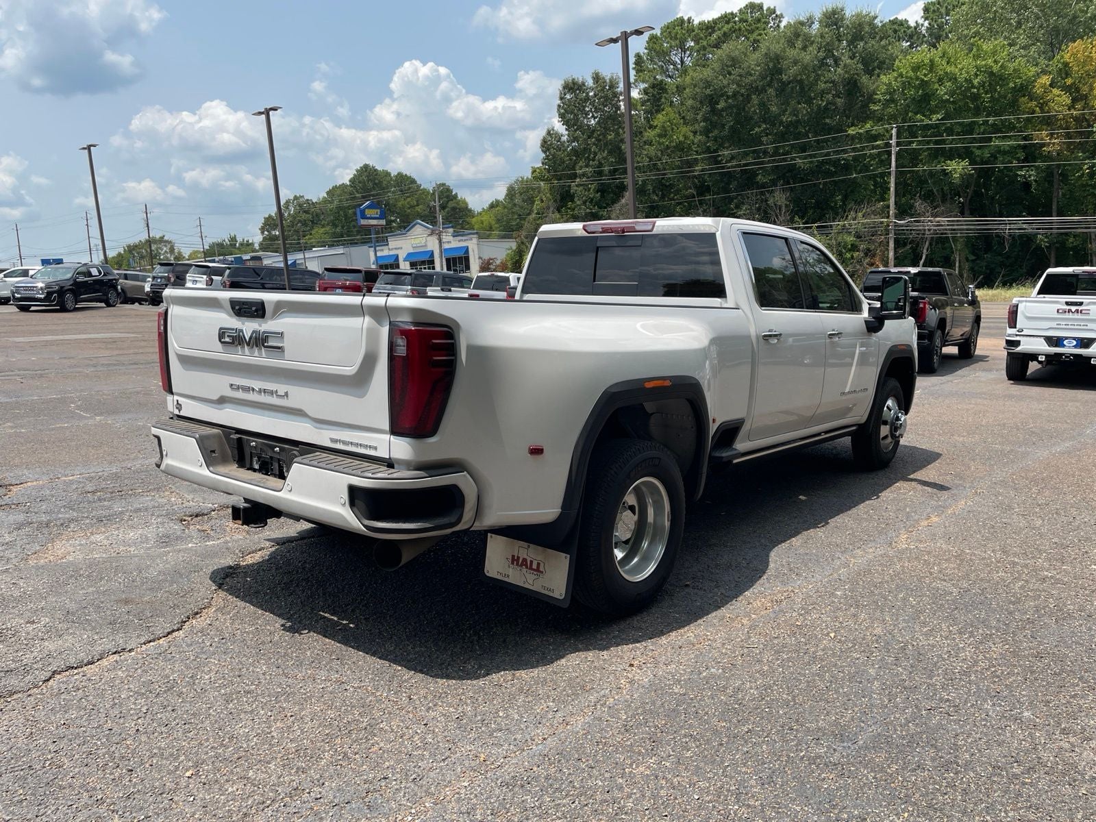 2025 GMC Sierra 3500HD Denali Ultimate