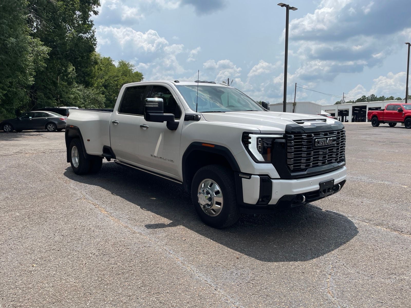 2025 GMC Sierra 3500HD Denali Ultimate
