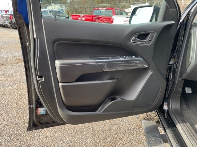 2022 GMC Canyon AT4 w/Cloth