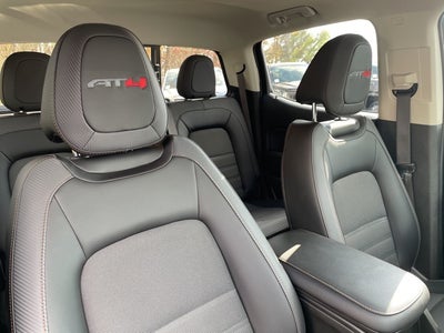 2022 GMC Canyon AT4 w/Cloth