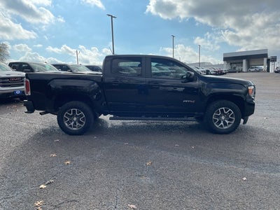 2022 GMC Canyon AT4 w/Cloth