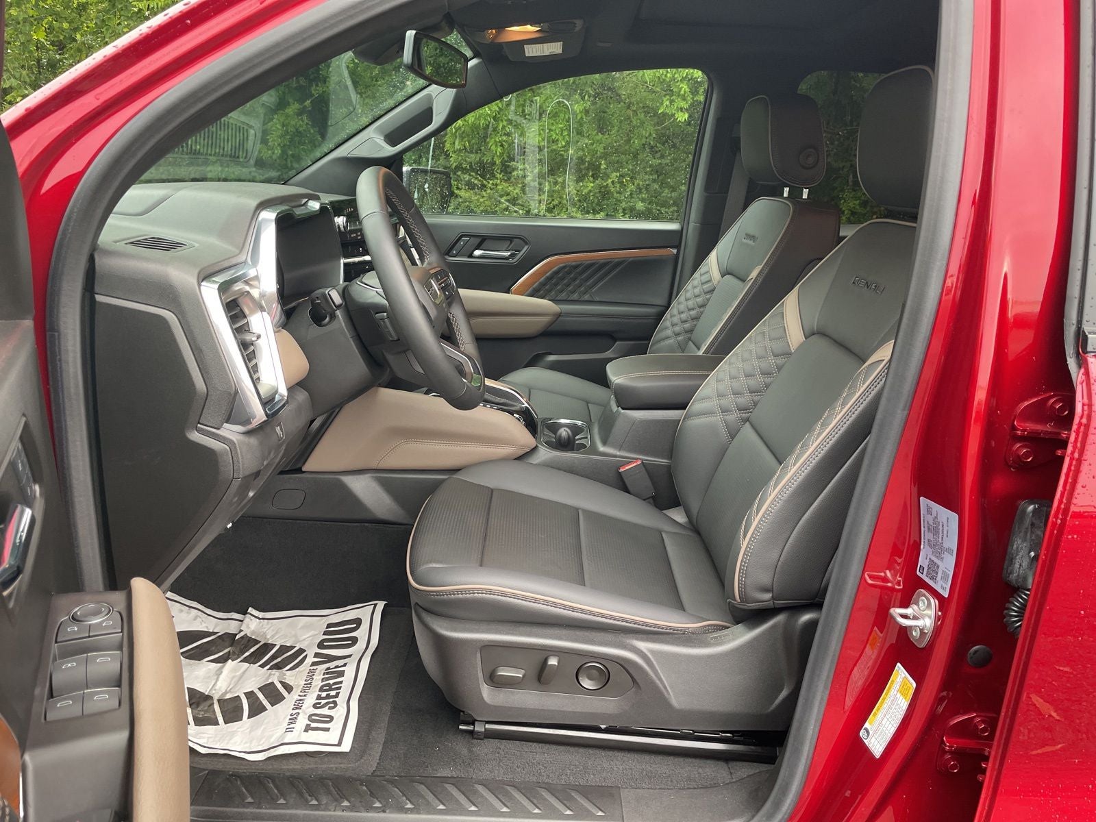 2024 GMC Canyon Denali