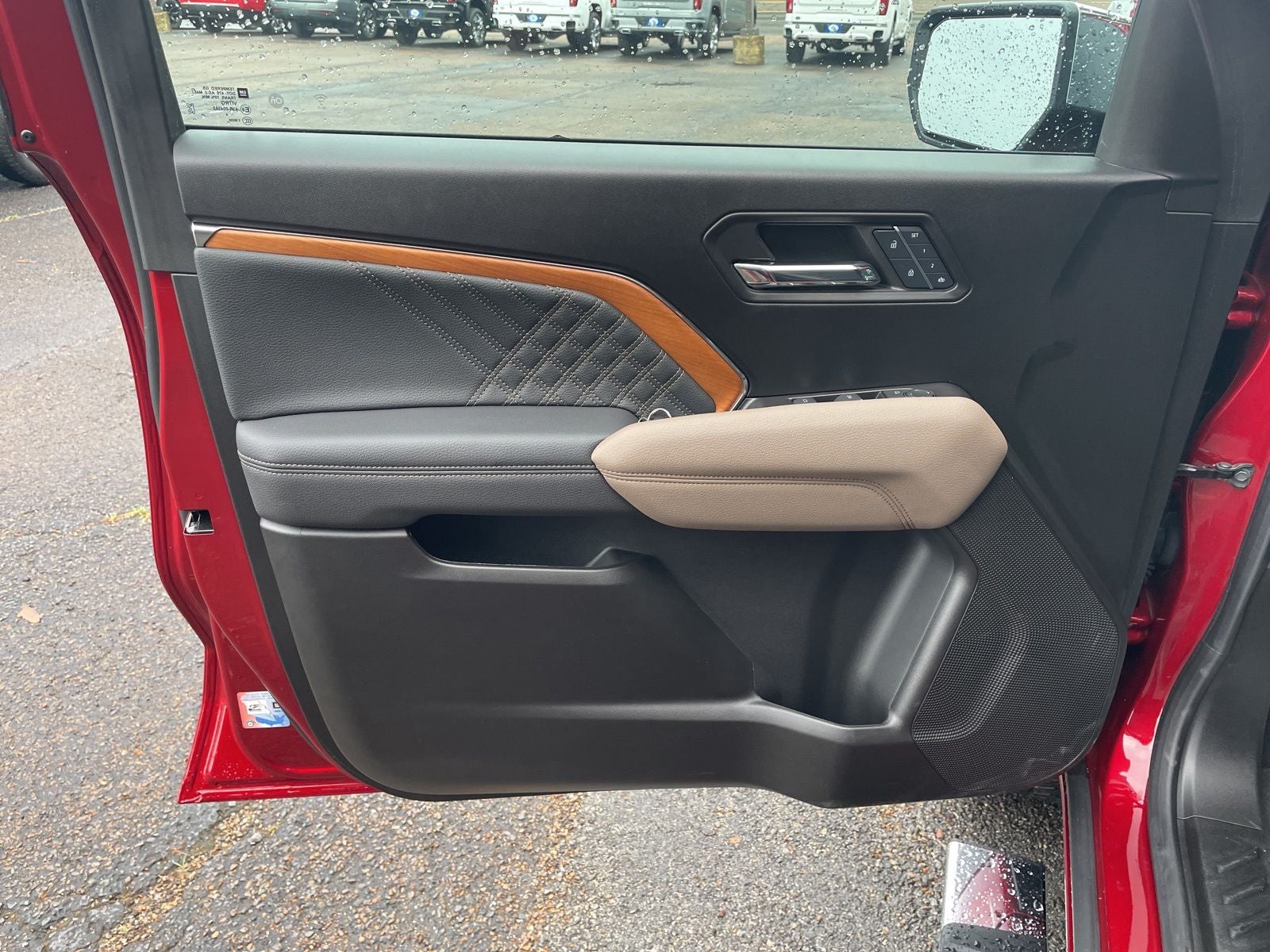 2024 GMC Canyon Denali