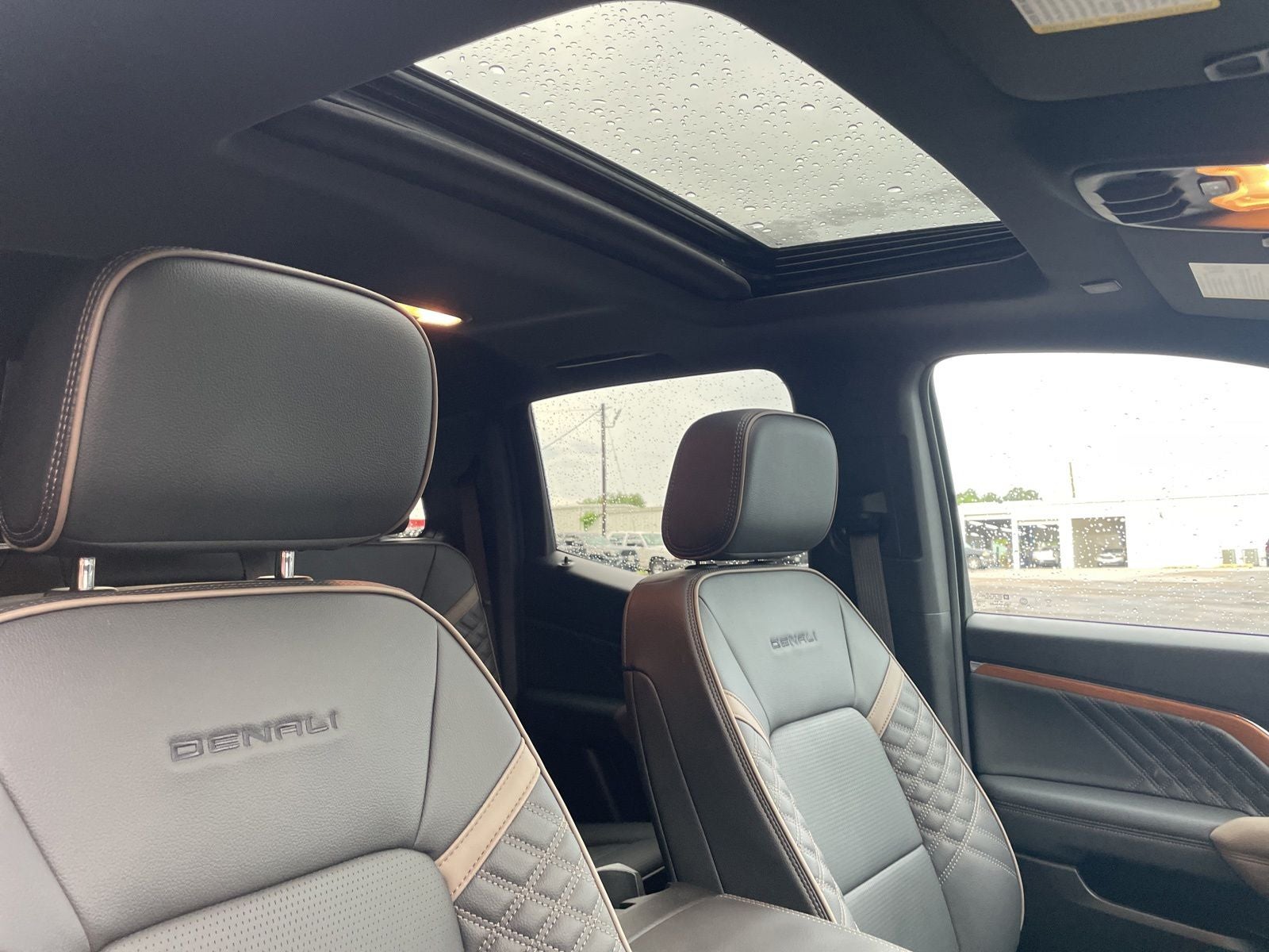 2024 GMC Canyon Denali