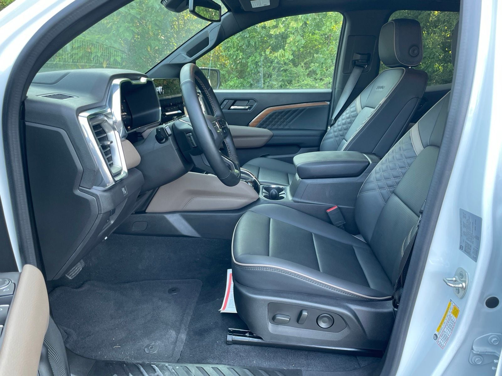 2024 GMC Canyon Denali