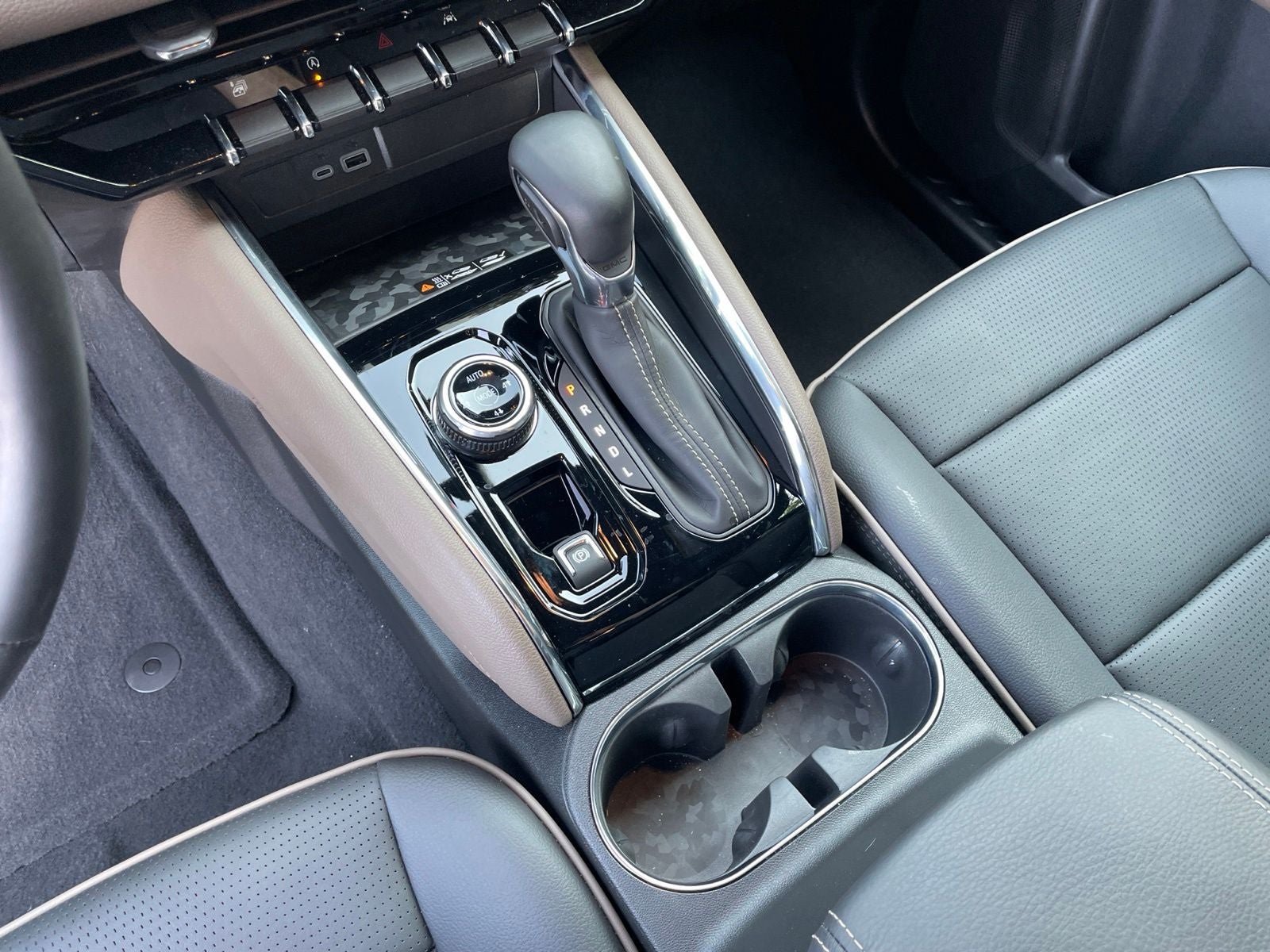 2024 GMC Canyon Denali