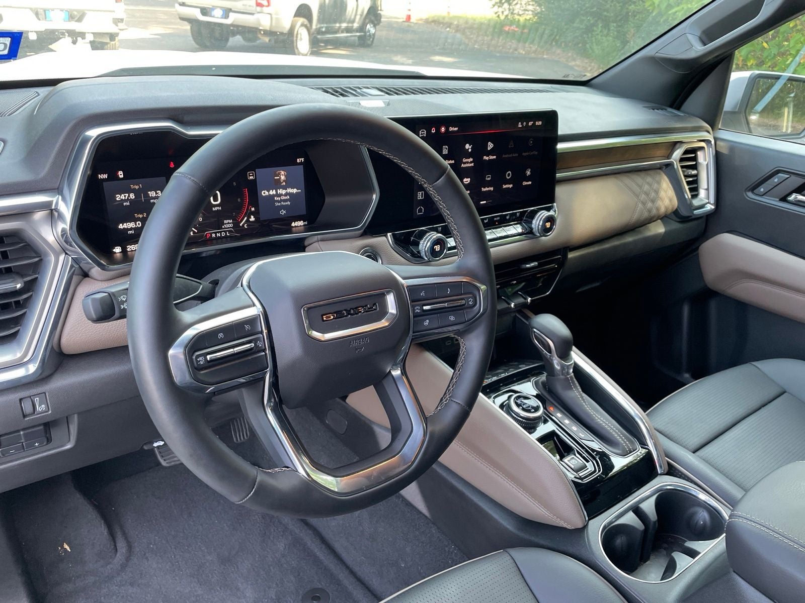 2024 GMC Canyon Denali