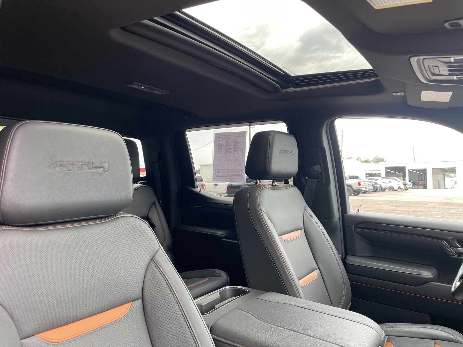 2023 GMC Sierra 1500 AT4