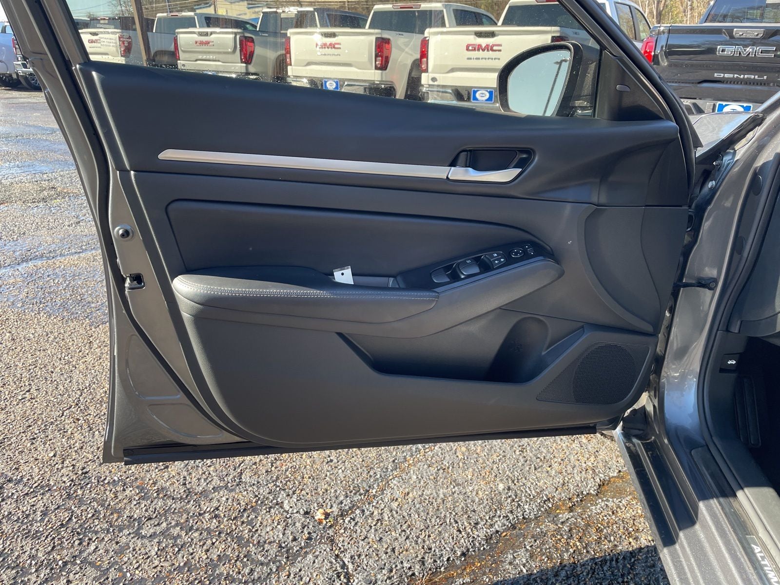 2024 Nissan Altima 2.5 SL