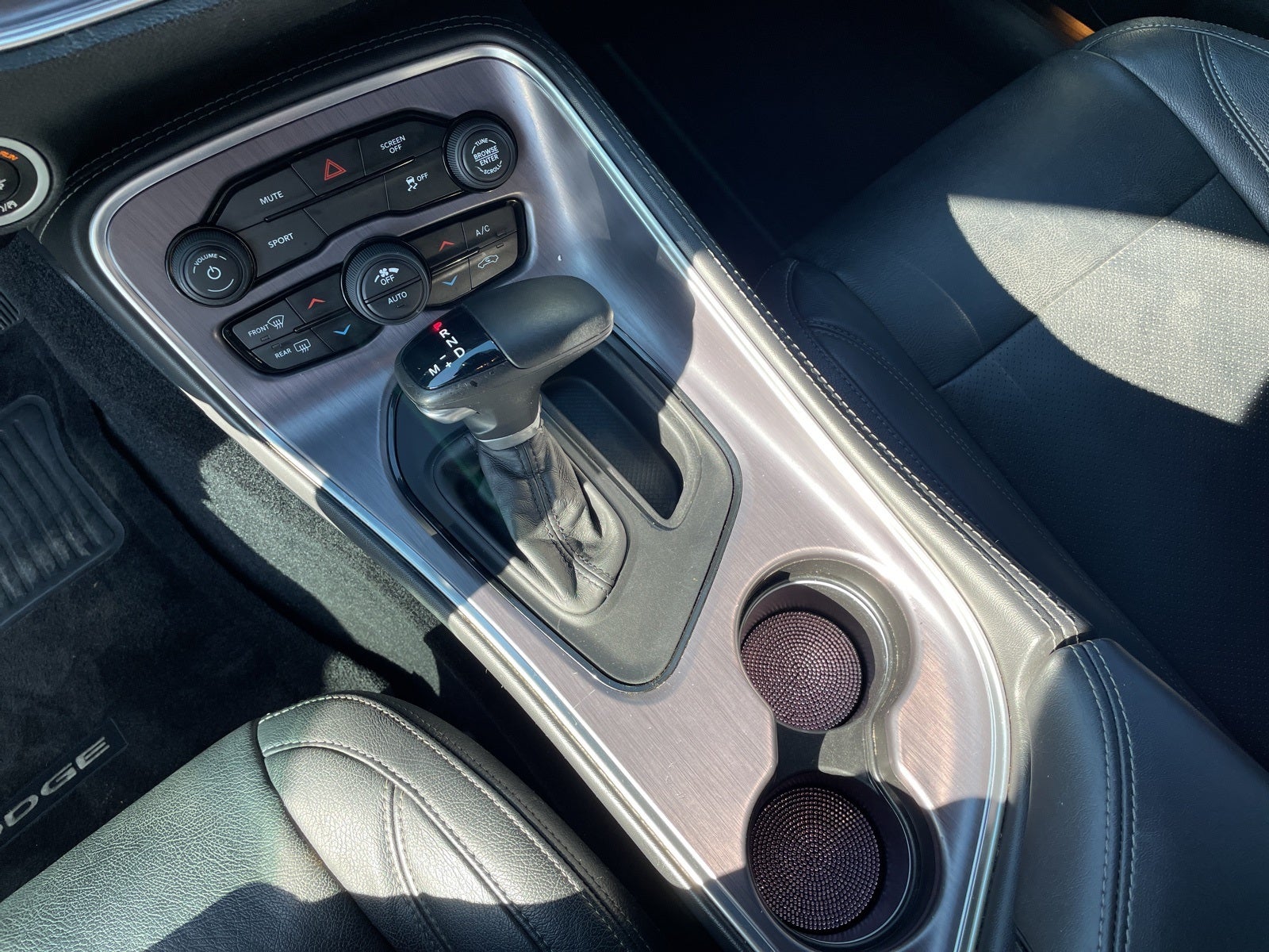 2017 Dodge Challenger SXT