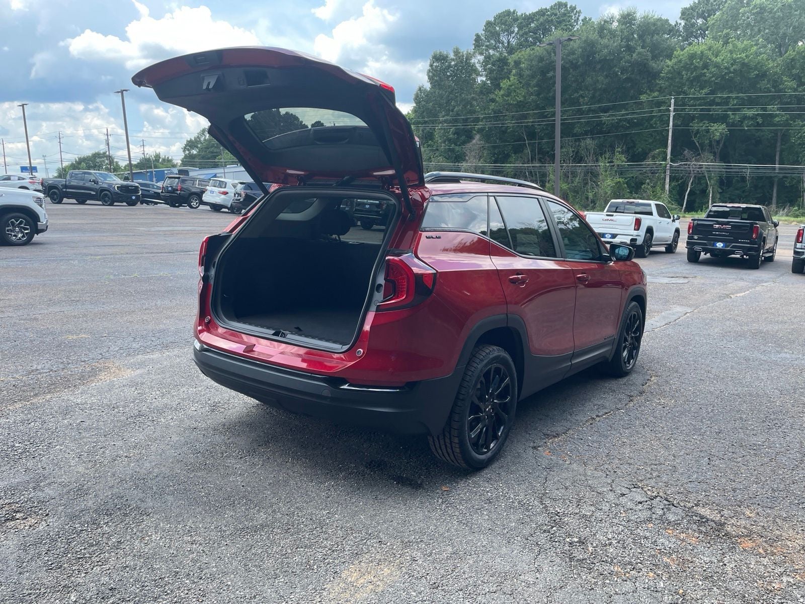 2023 GMC Terrain SLE