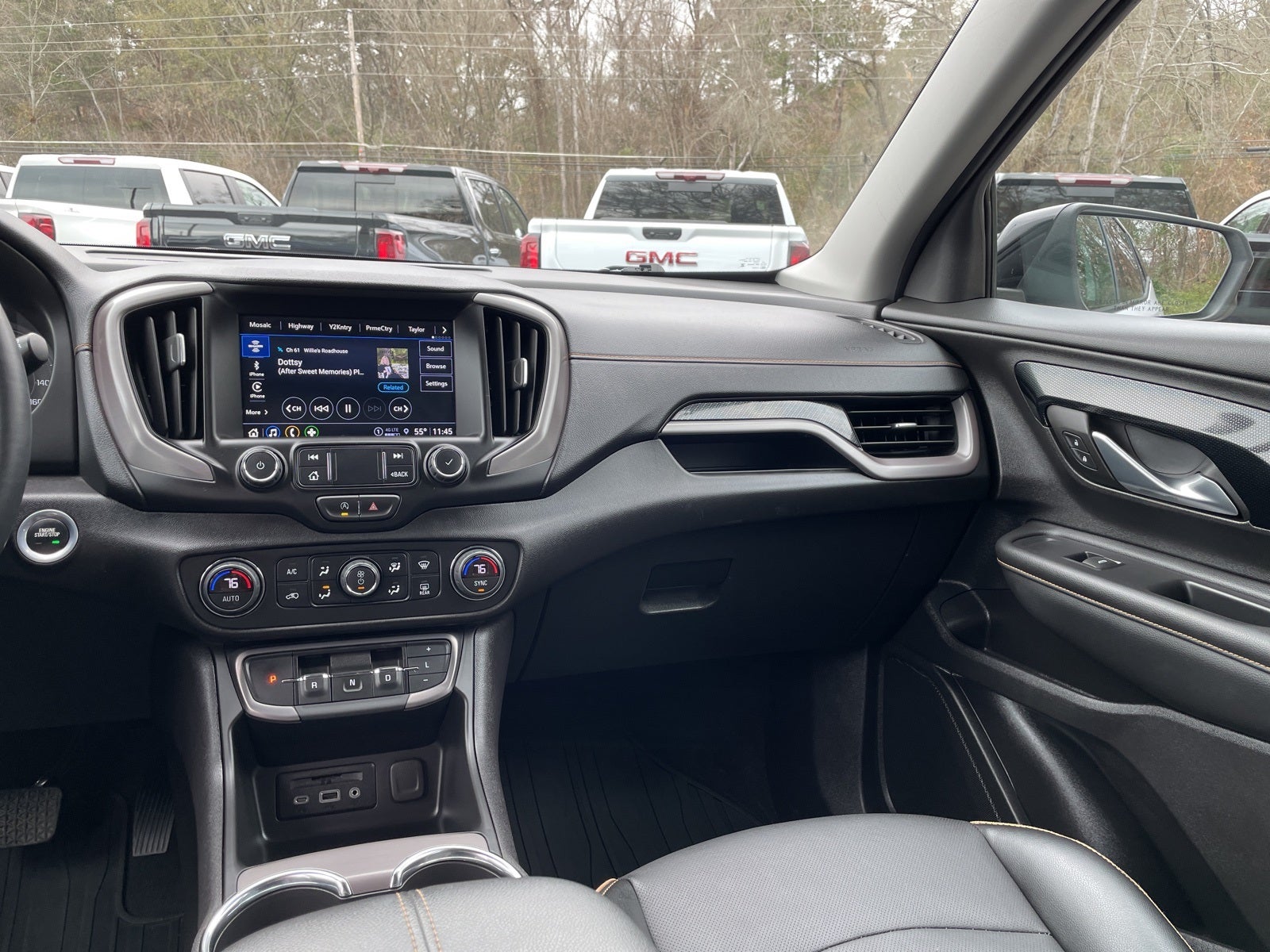 2024 GMC Terrain AT4