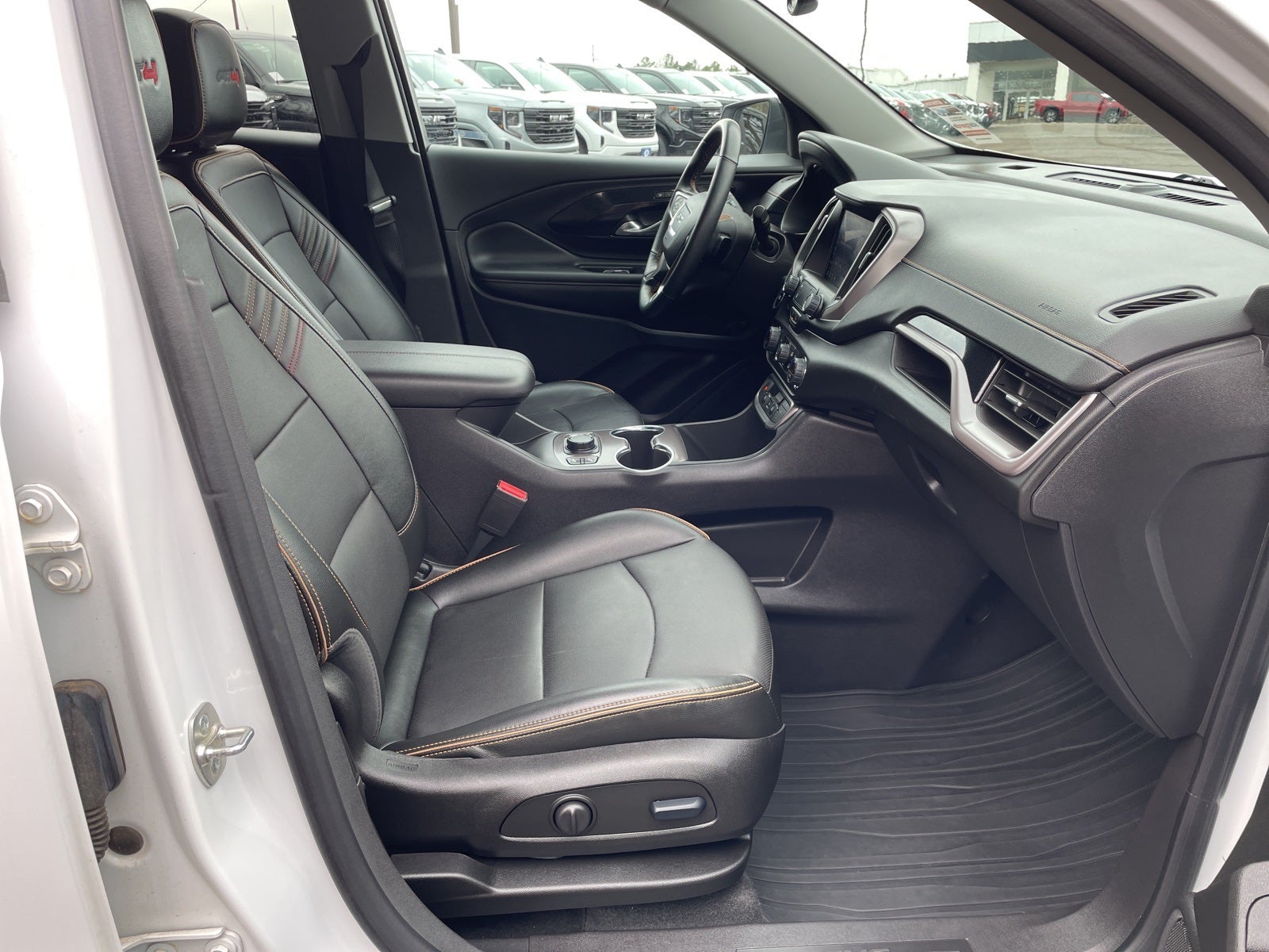 2024 GMC Terrain AT4