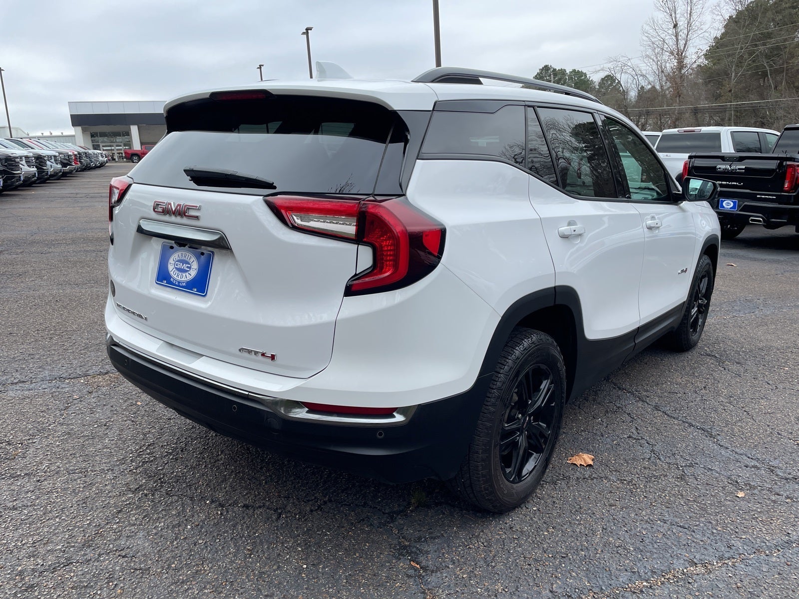 2024 GMC Terrain AT4